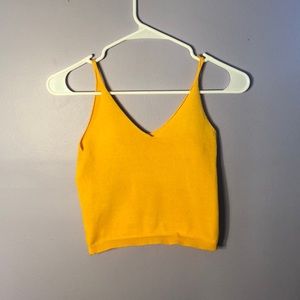 Yellow croptop